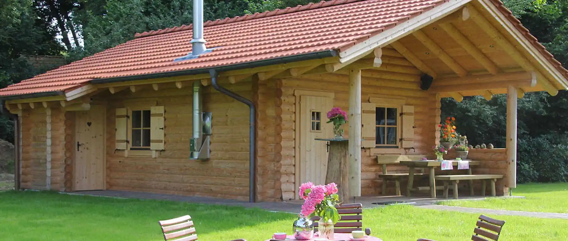 Gartenhäuser für kleine Feierlichkeiten Massiv Holz